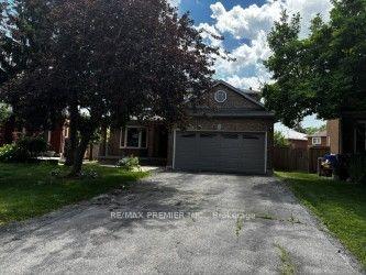 4464-stonemill-court-mississauga-ontario-w13739066