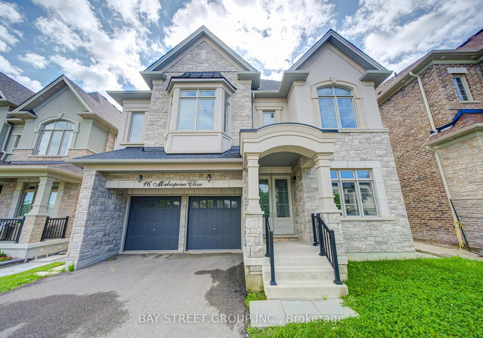 16-malaspina-close-brampton-ontario-w13739248