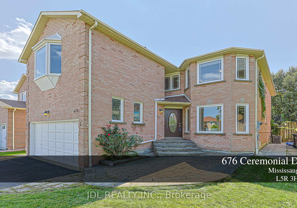676-ceremonial-drive-mississauga-ontario-w13739320