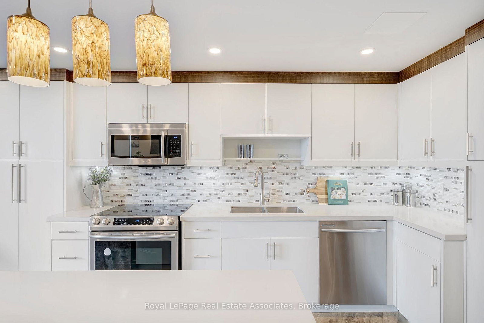 335-mill-road-toronto-etobicoke-ontario-w13739346