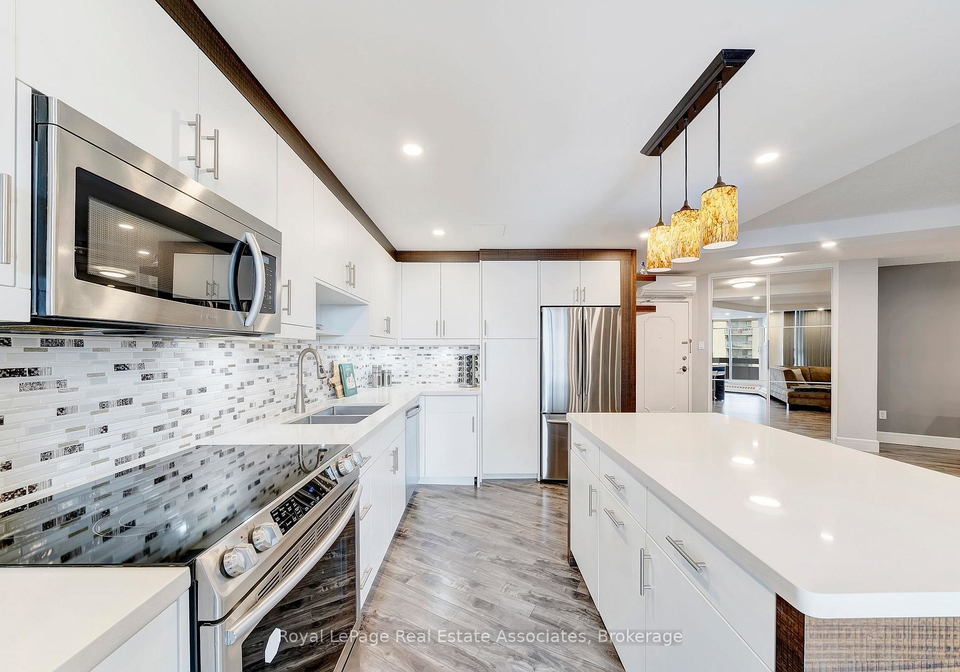 335-mill-road-toronto-etobicoke-ontario-w13739346