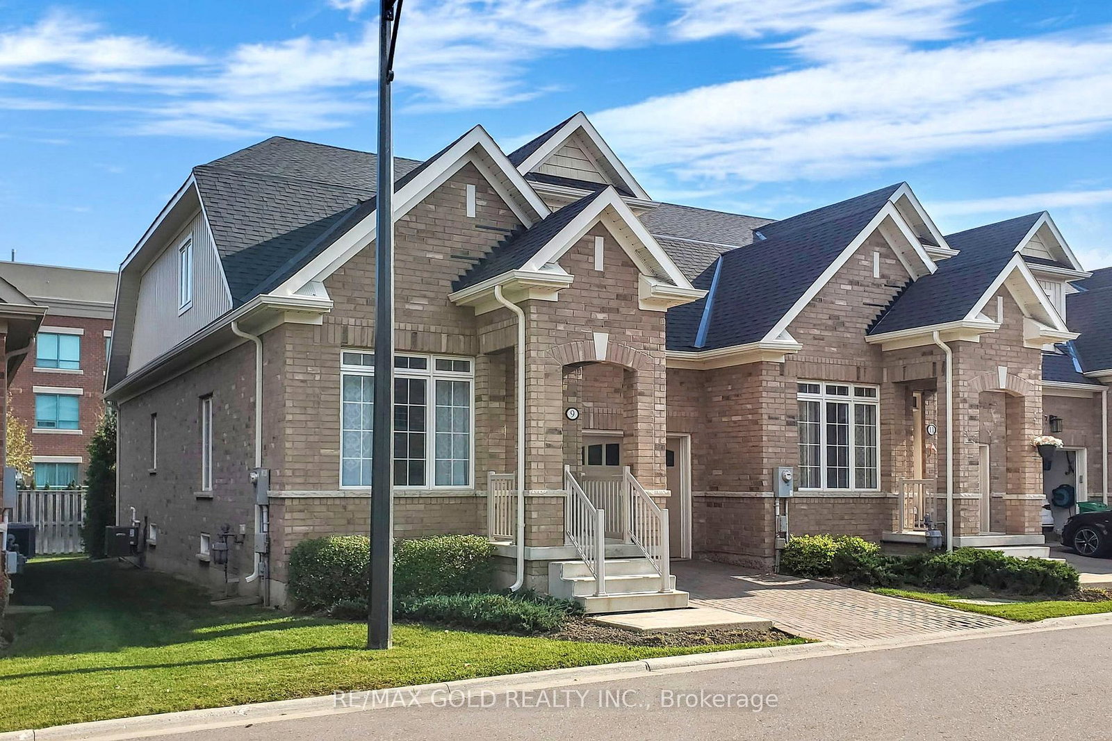 9-lobelia-street-brampton-ontario-w13739398