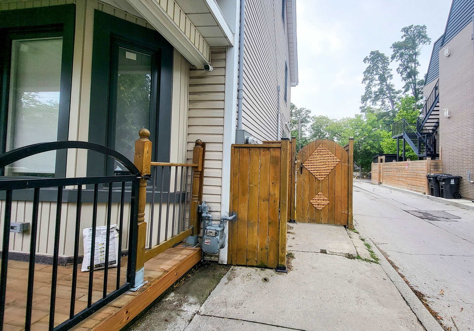 49-vine-avenue-toronto-toronto-ontario-w13739564