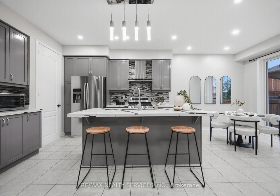 3-fenchurch-drive-brampton-ontario-w13739914