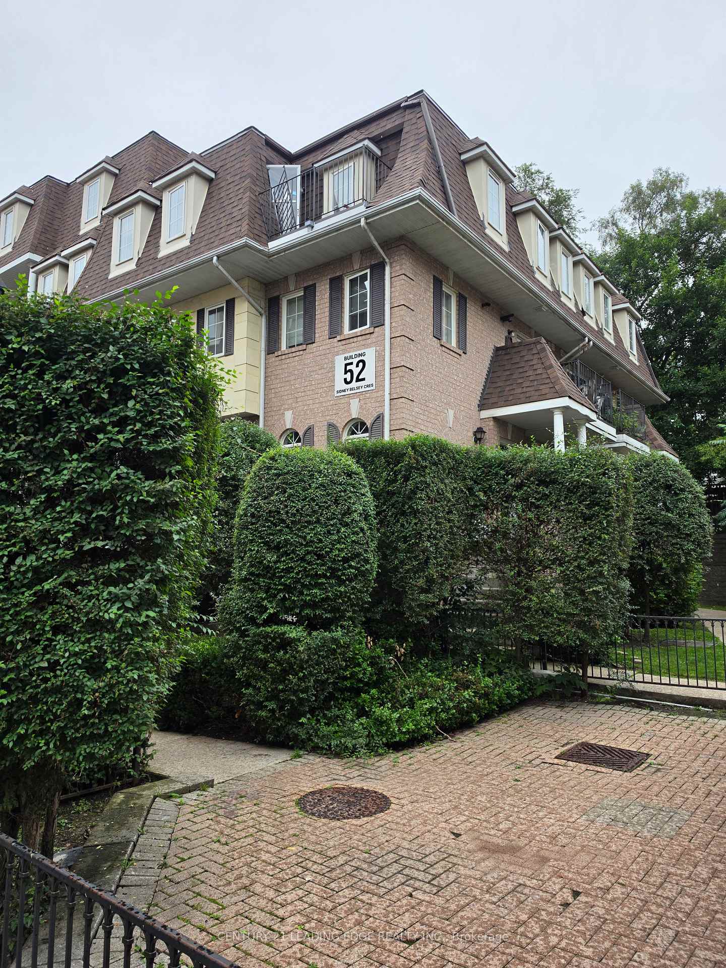 52-sidney-belsey-crescent-toronto-north-york-ontario-w13740014