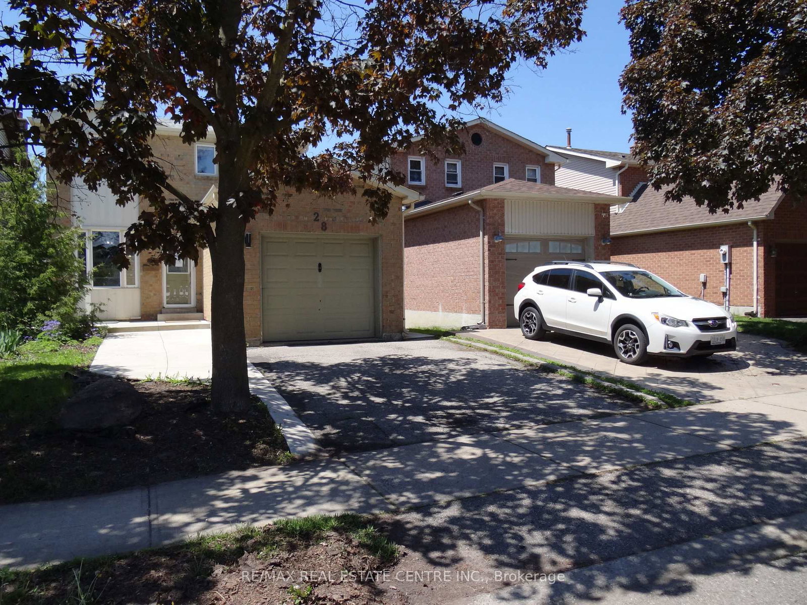 28-rawling-crescent-brampton-ontario-w13740016