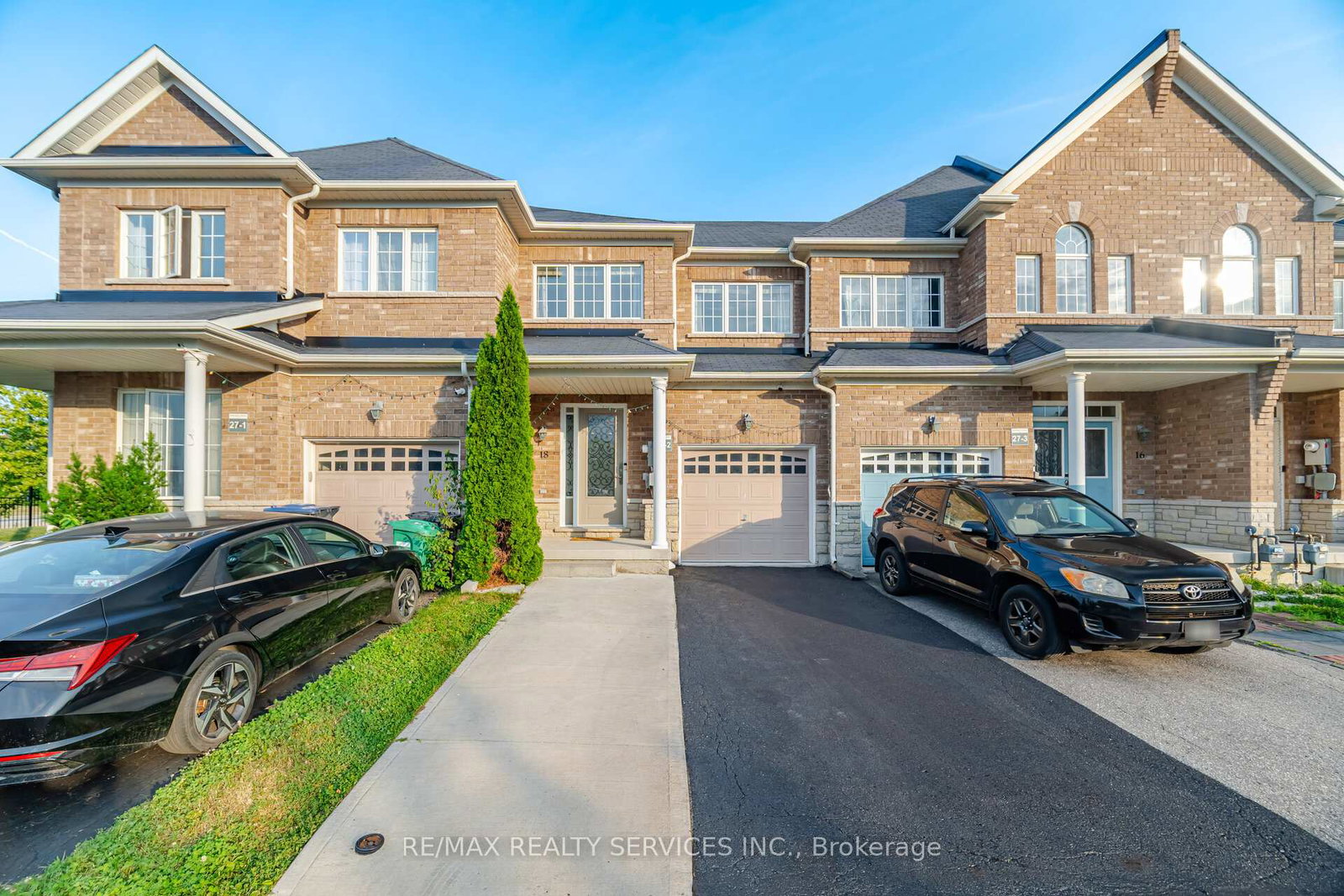 18-seedland-crescent-brampton-ontario-w13740052