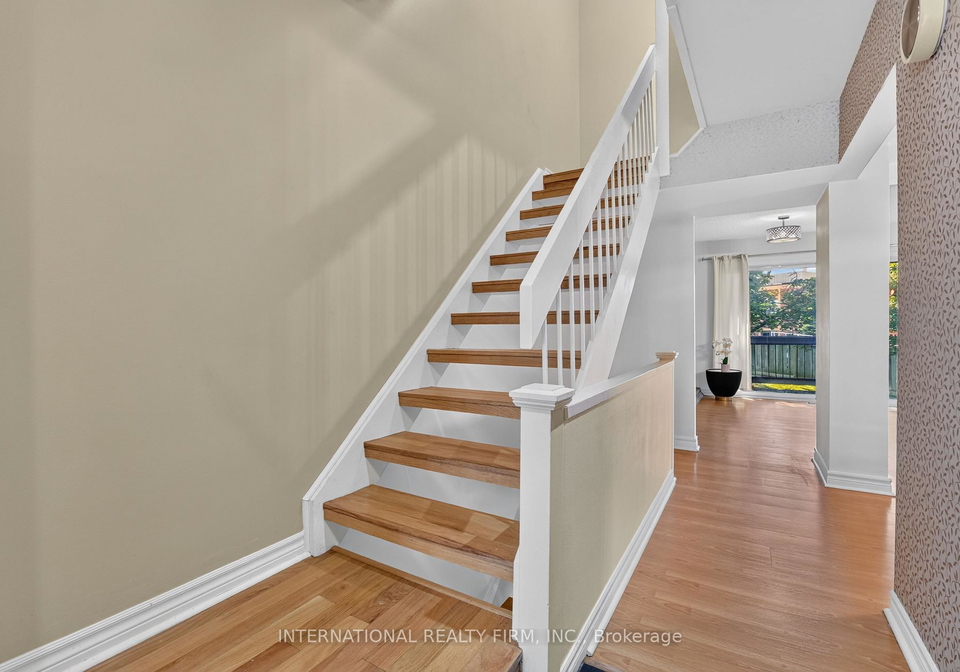 6855-glen-erin-drive-mississauga-ontario-w13740136