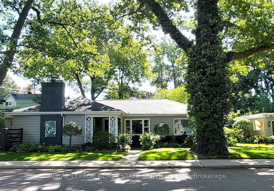 344-maple-avenue-oakville-ontario-w13740174