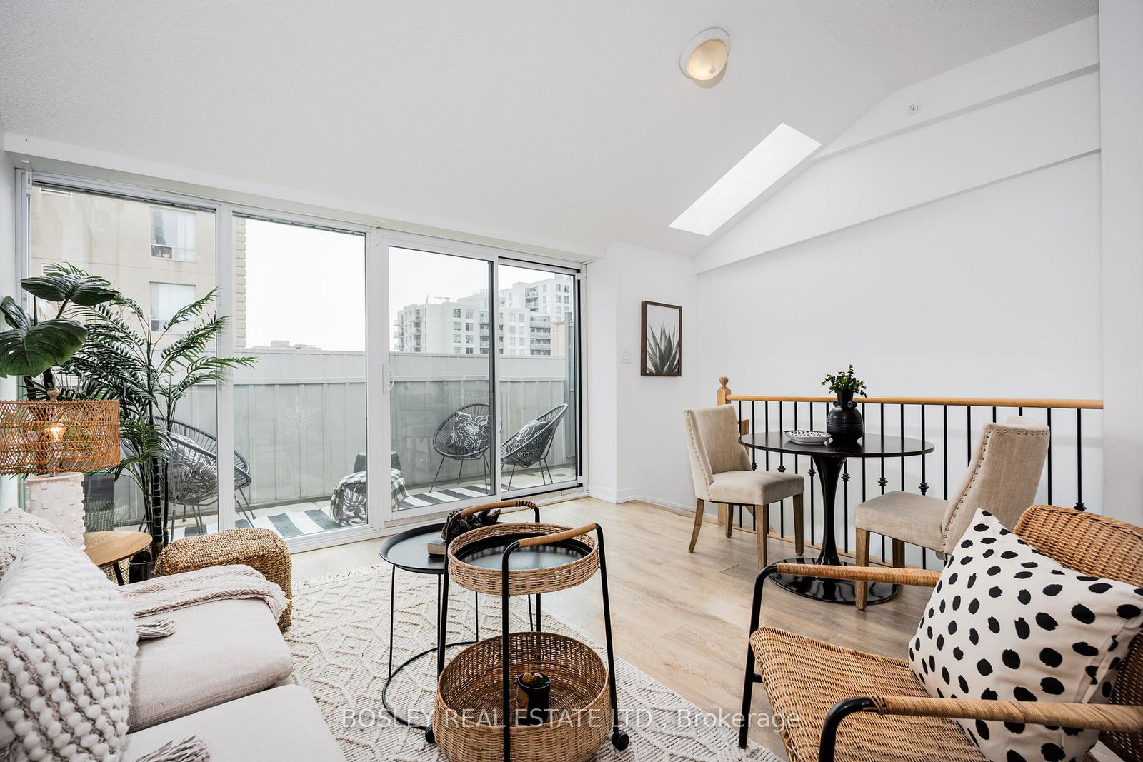 1410-dupont-street-toronto-toronto-ontario-w13740326