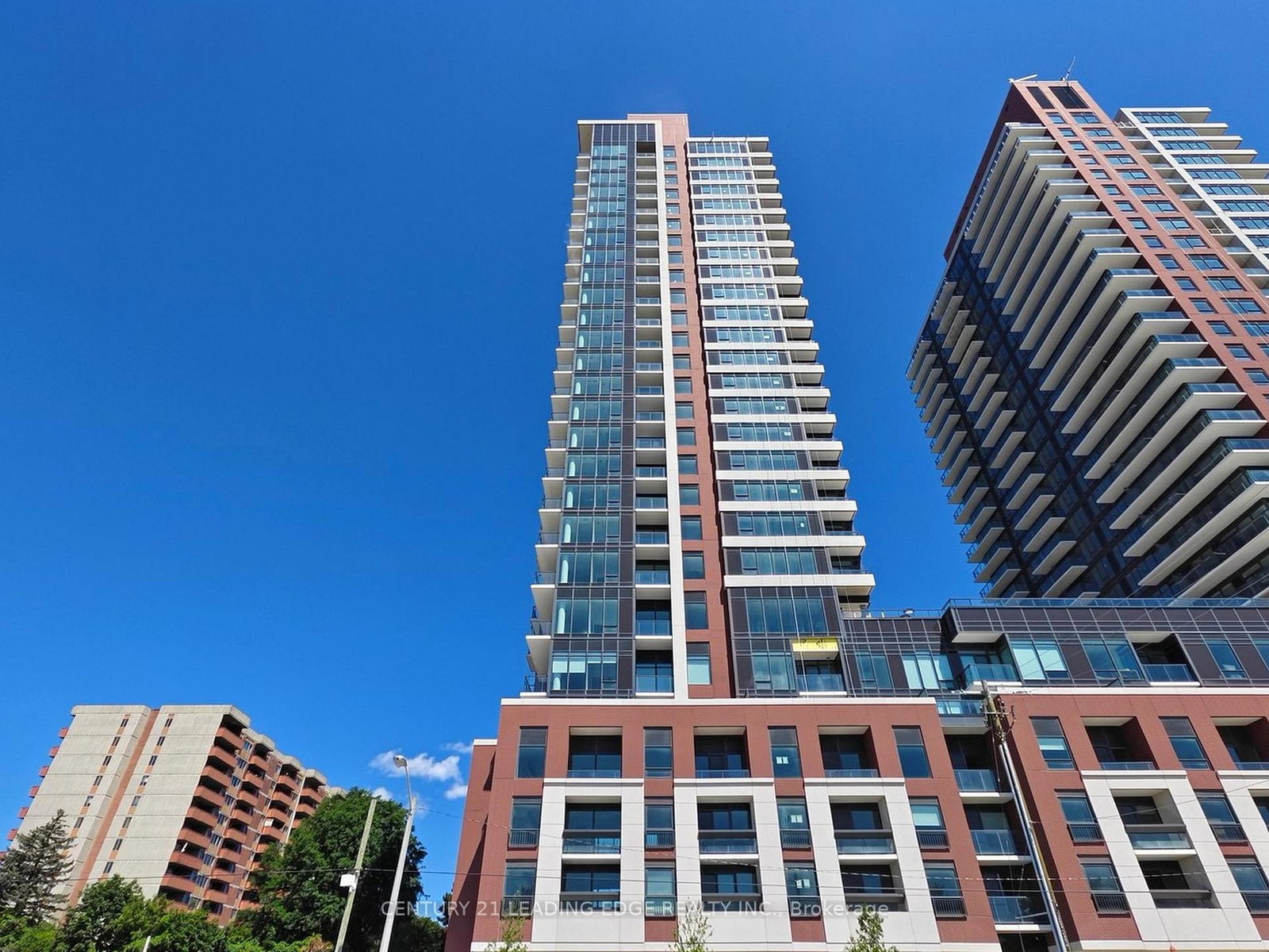 4010-eglinton-avenue-w-toronto-etobicoke-ontario-w13740476