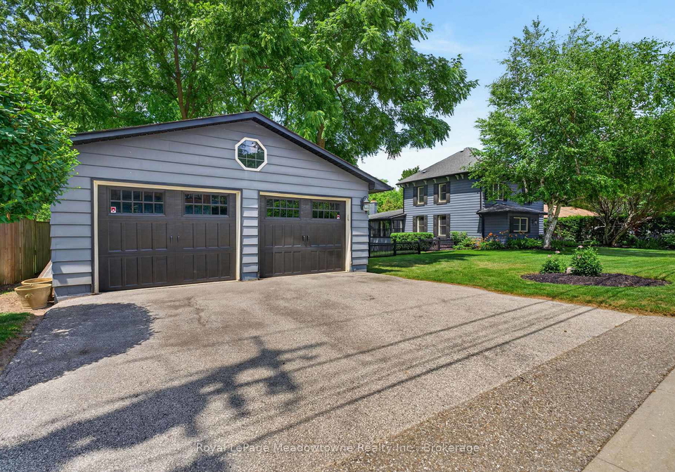 53-campbell-avenue-e-milton-ontario-w13740768