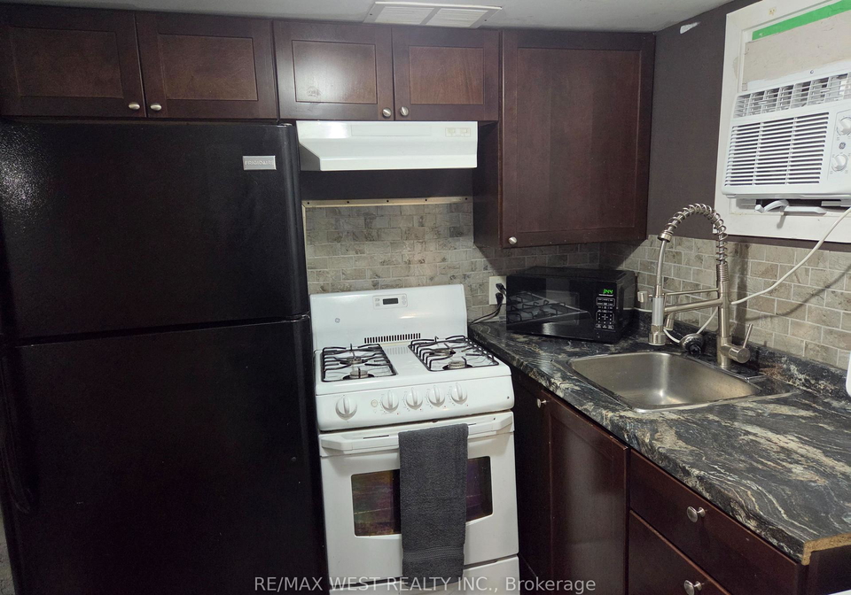 44-beechwood-avenue-toronto-toronto-ontario-w13740946