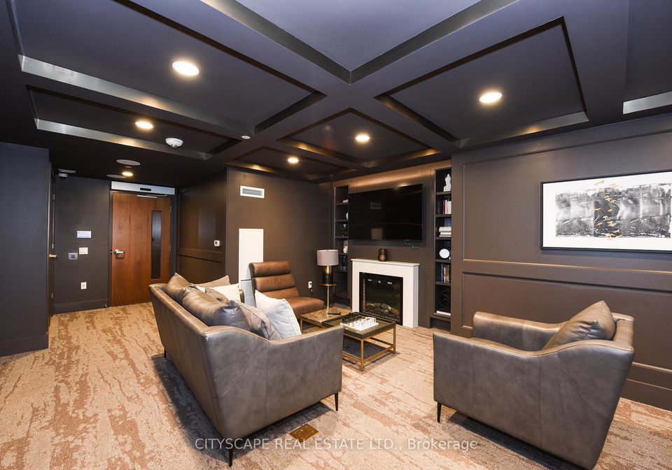 1050-main-st-e-main-street-e-milton-ontario-w13741036
