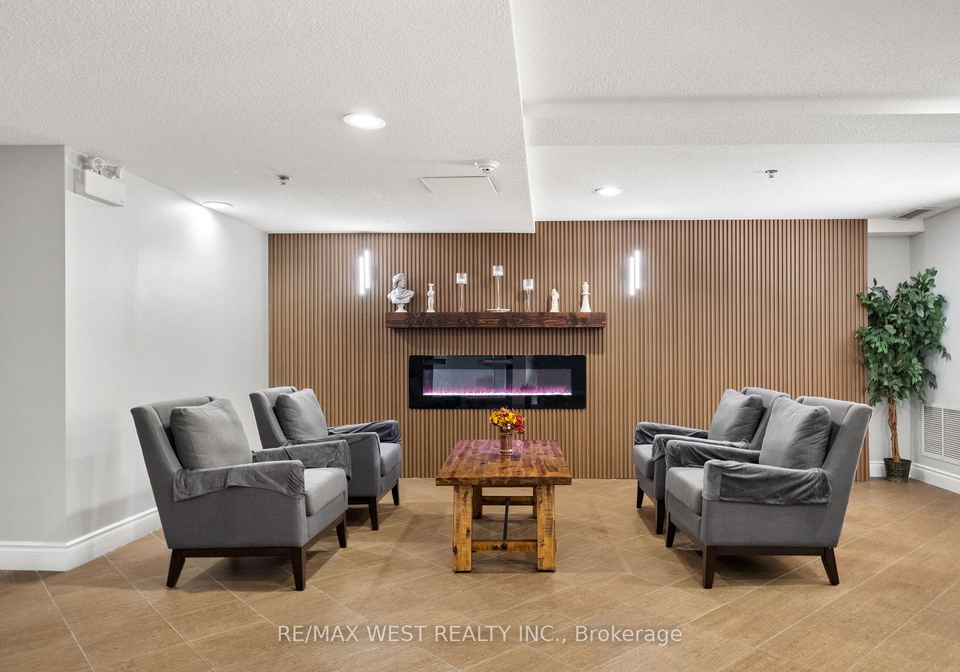 4-dayspring-circle-brampton-ontario-w13741420