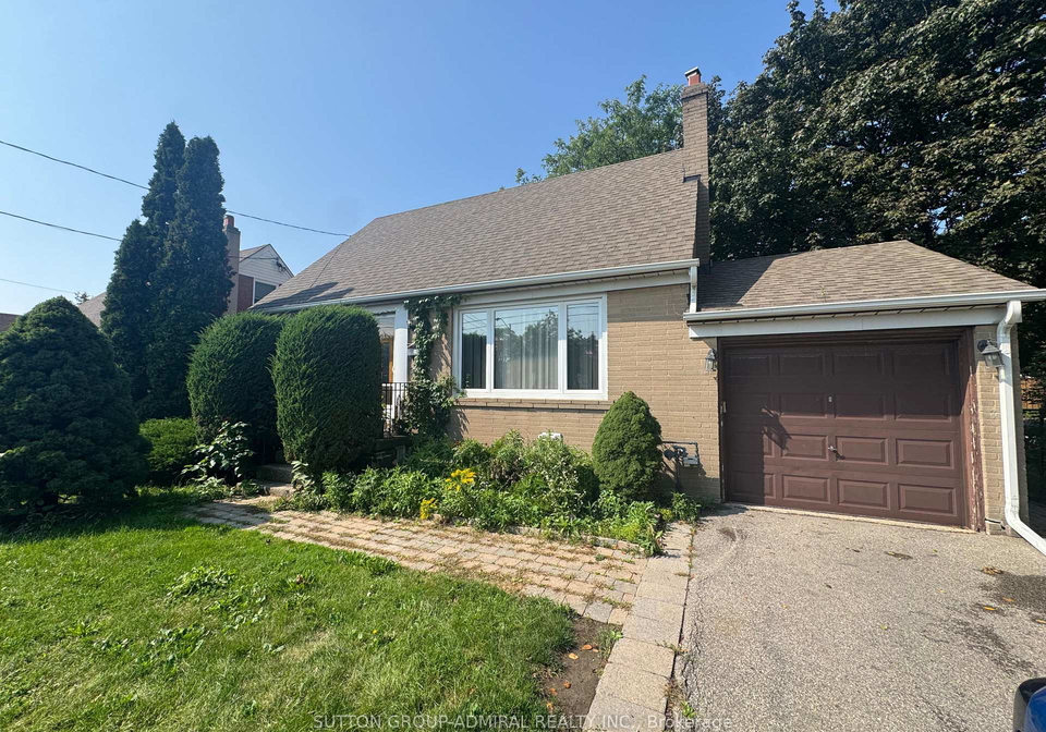 656-browns-line-toronto-etobicoke-ontario-w13741478