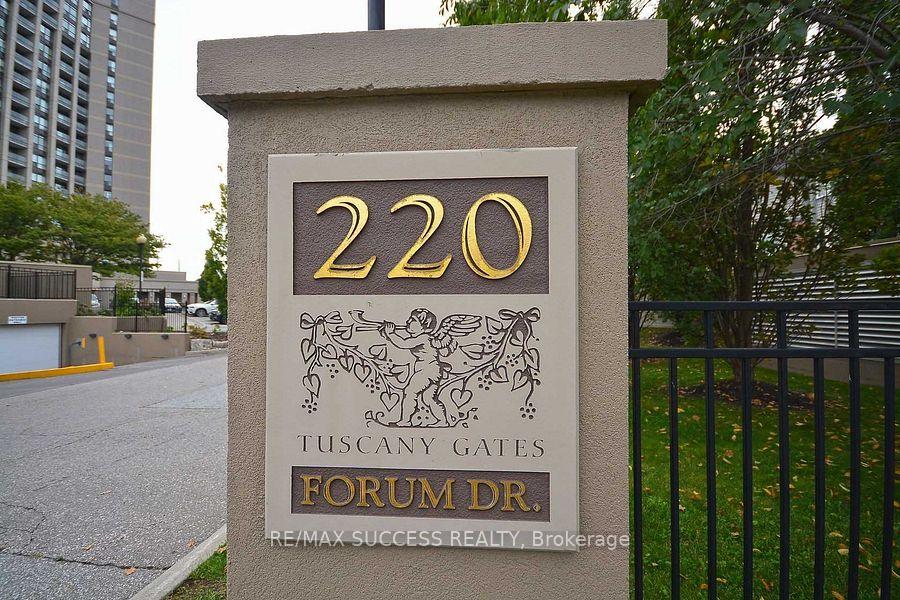 220-forum-drive-mississauga-ontario-w13741506