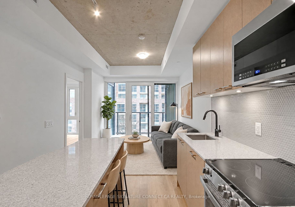 1808-st-clair-avenue-toronto-toronto-ontario-w13741542