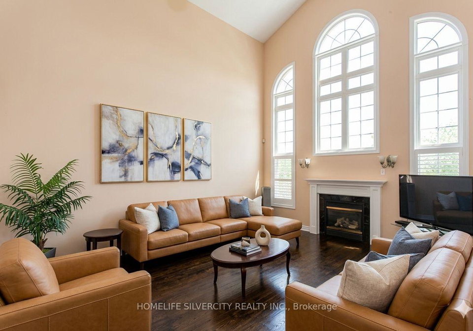 6717-golden-hills-way-mississauga-ontario-w13742016