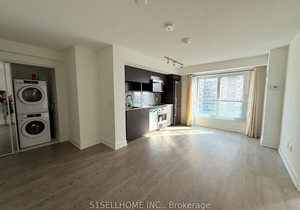 9-mabelle-avenue-toronto-etobicoke-ontario-w13742046