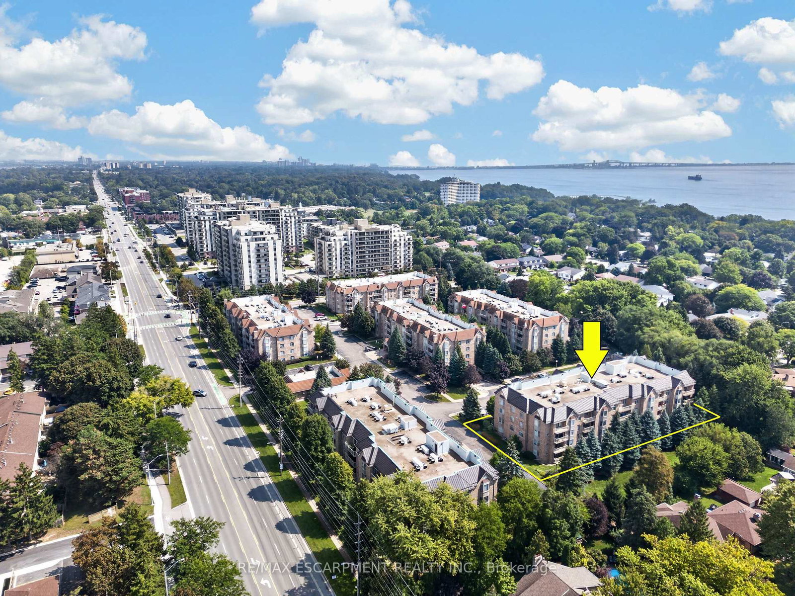 216-w-plains-road-w-burlington-ontario-w13742202