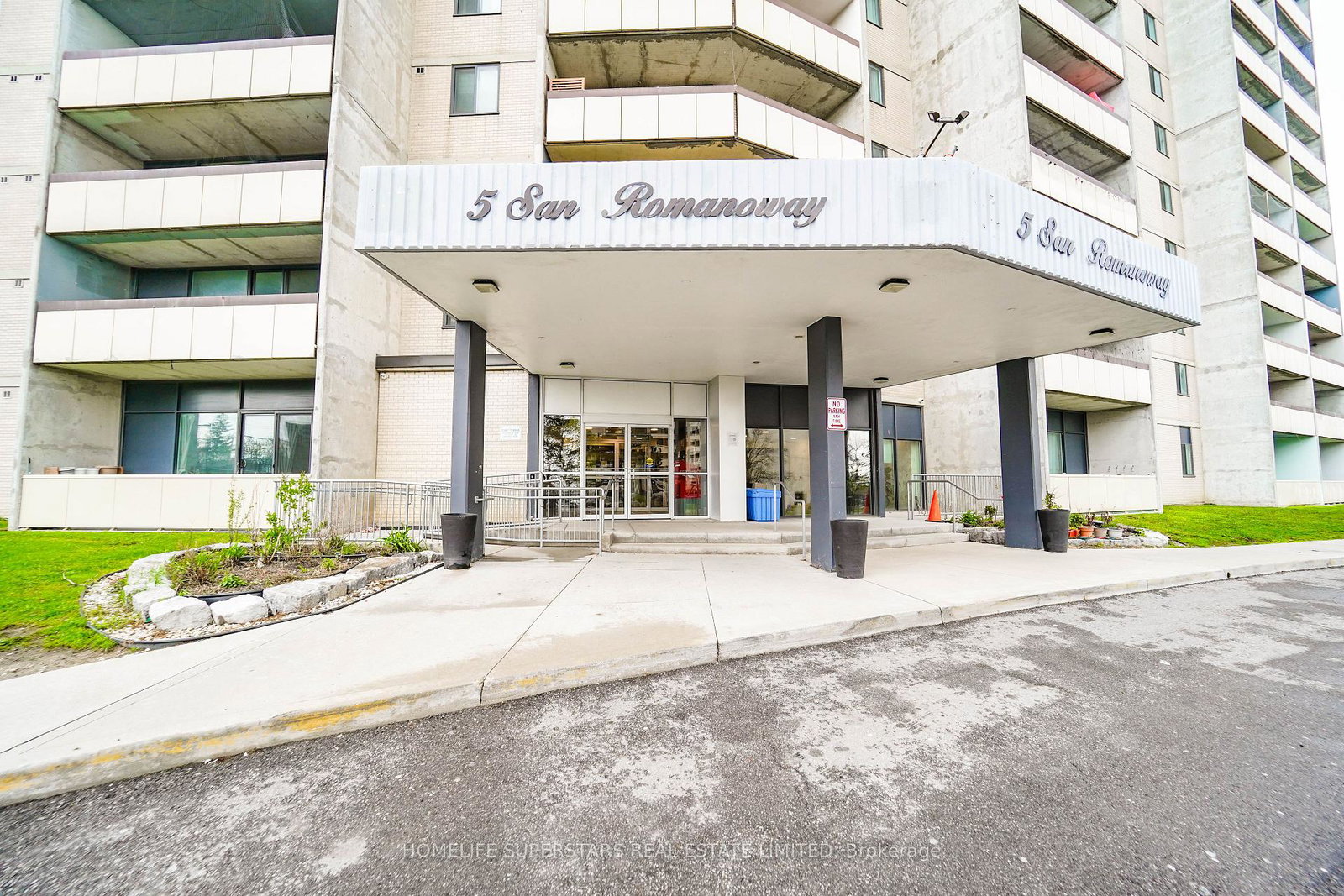 5-san-romano-way-toronto-york-ontario-w13742374