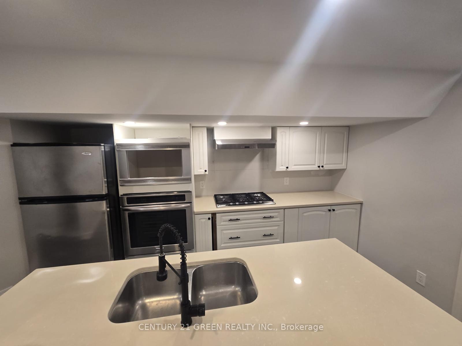 2483-old-brompton-way-oakville-ontario-w13742424