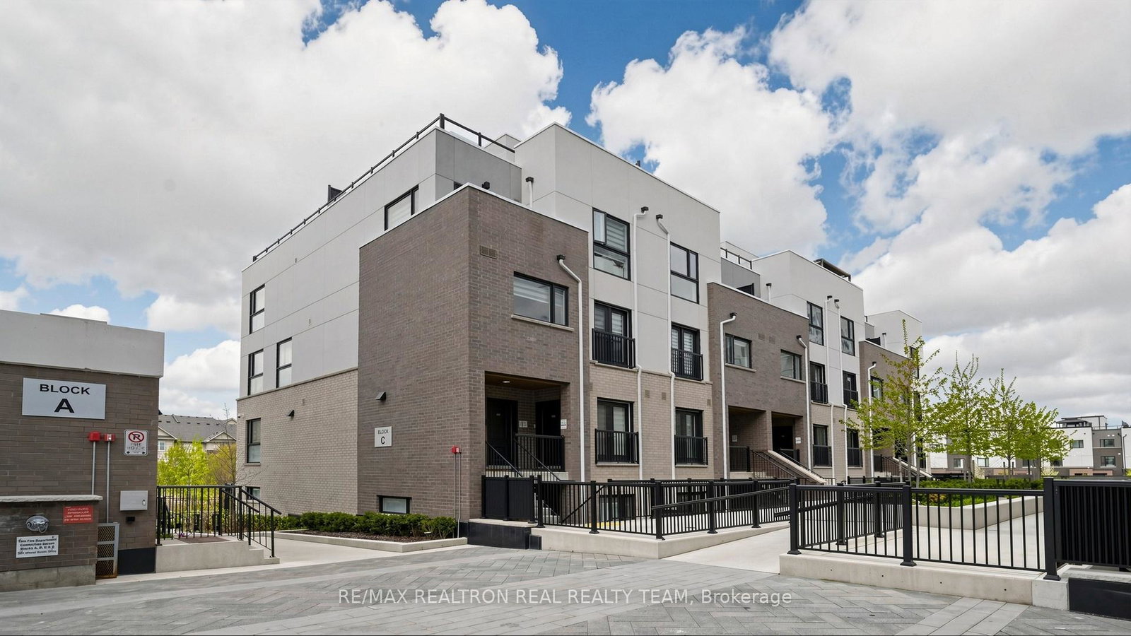349-wheat-boom-drive-oakville-ontario-w13742880