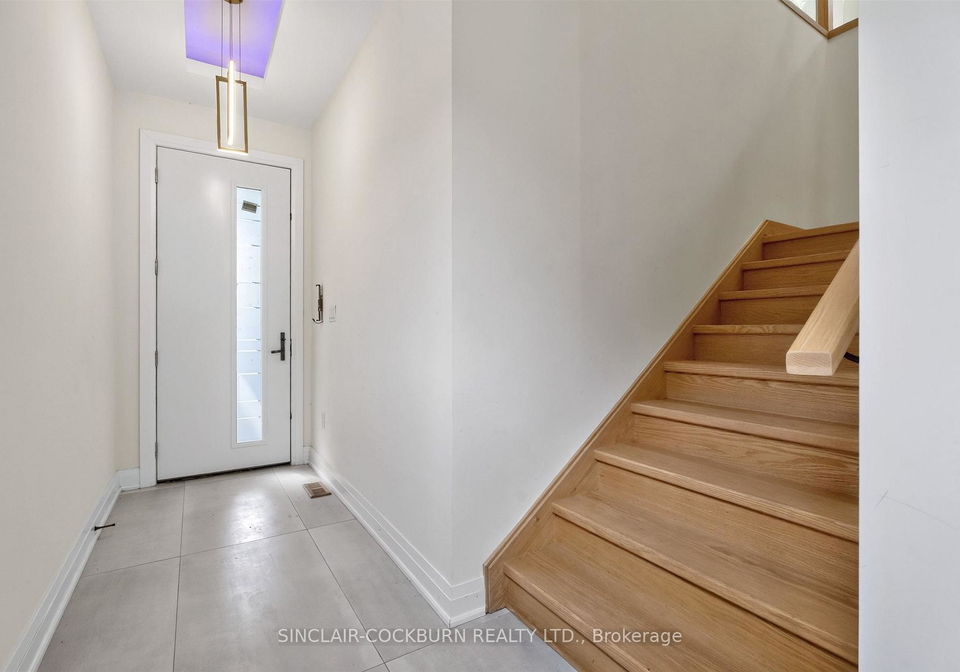 768-montbeck-crescent-mississauga-ontario-w13742984