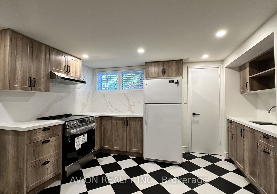 570-exbury-crescent-mississauga-ontario-w13743166