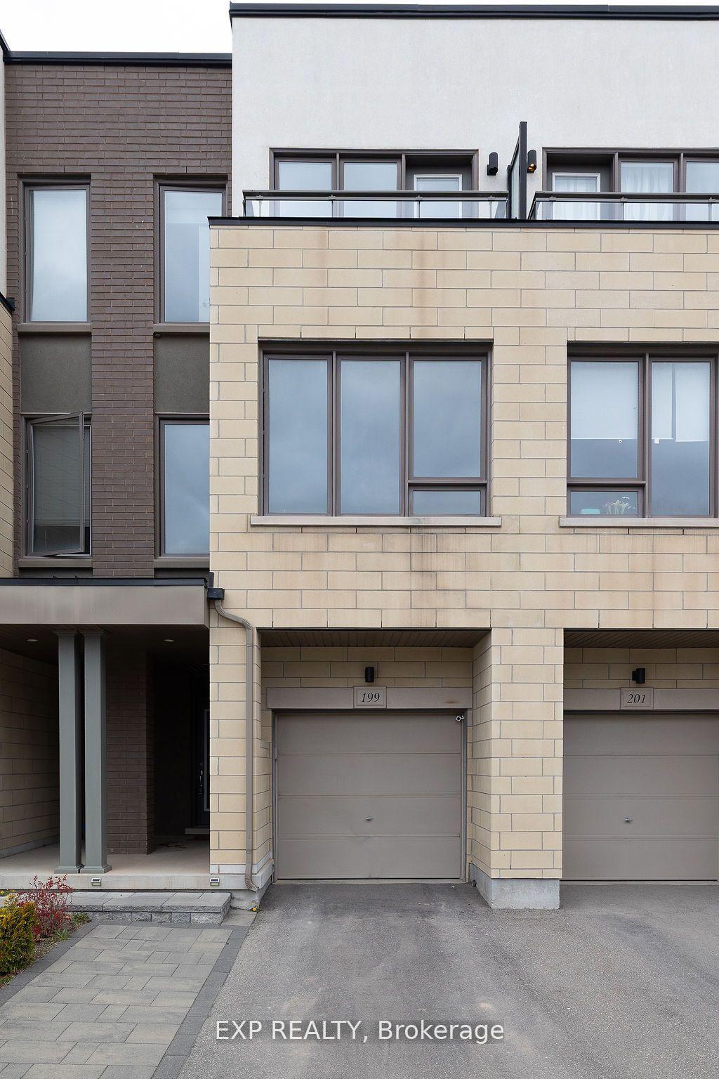 199-sabina-drive-oakville-ontario-w13743254