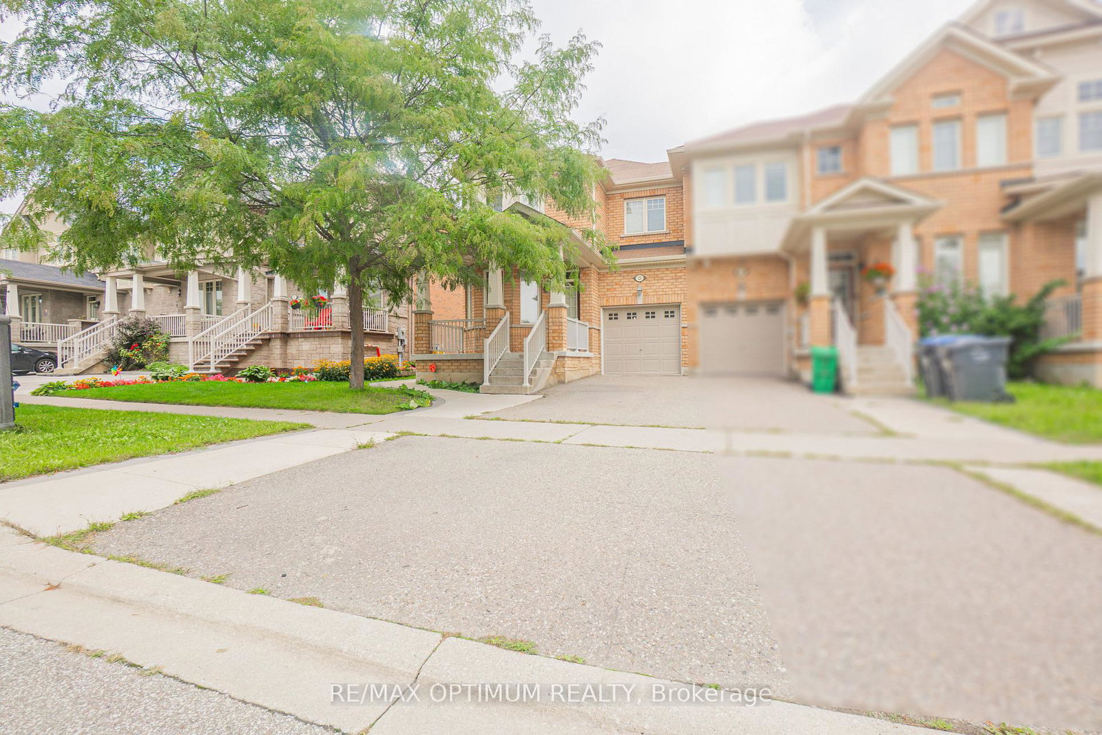 23-merrickville-way-brampton-ontario-w13743326