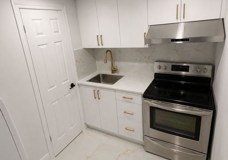3882-midhurst-lane-mississauga-ontario-w13743344