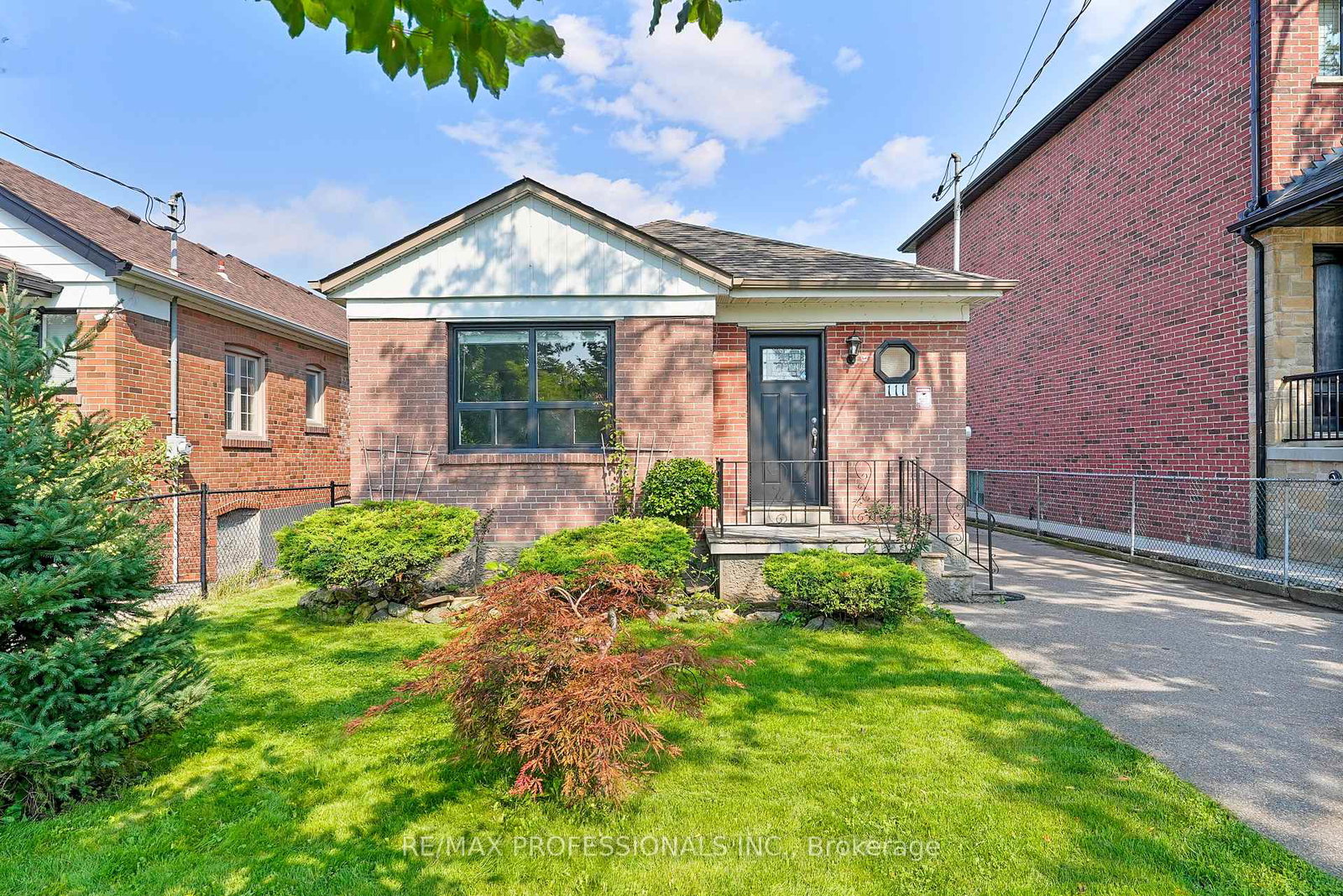 111-wesley-street-toronto-etobicoke-ontario-w13743400