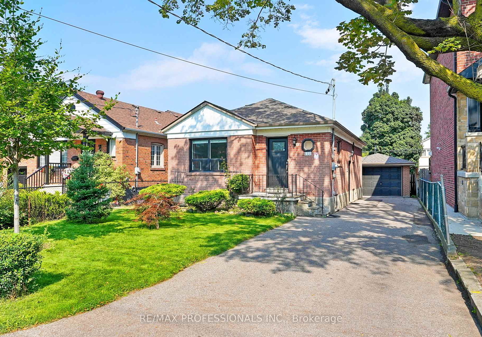 111-wesley-street-toronto-etobicoke-ontario-w13743400