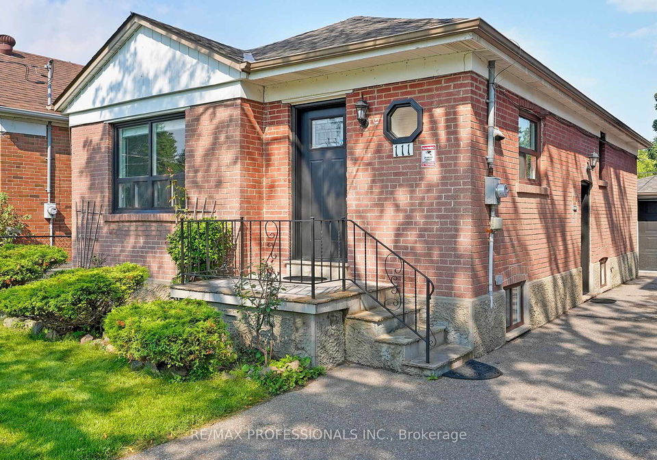 111-wesley-street-toronto-etobicoke-ontario-w13743400