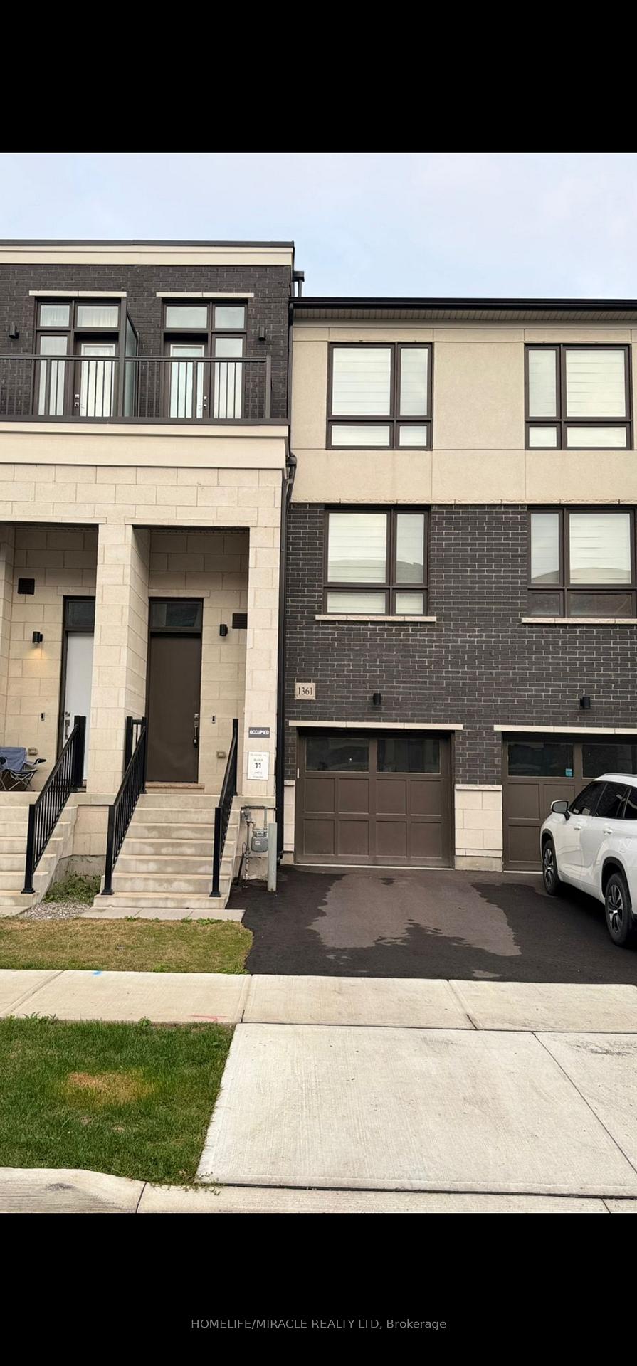 1361-kaniv-street-oakville-ontario-w13743422