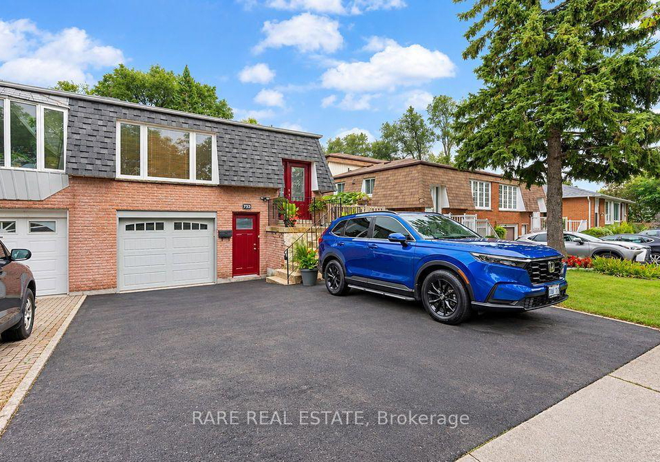733-eaglemount-crescent-mississauga-ontario-w13743488