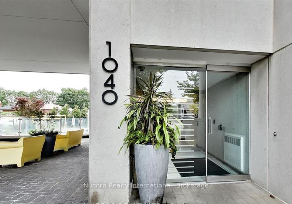 1040-the-queensway-toronto-etobicoke-ontario-w13743692
