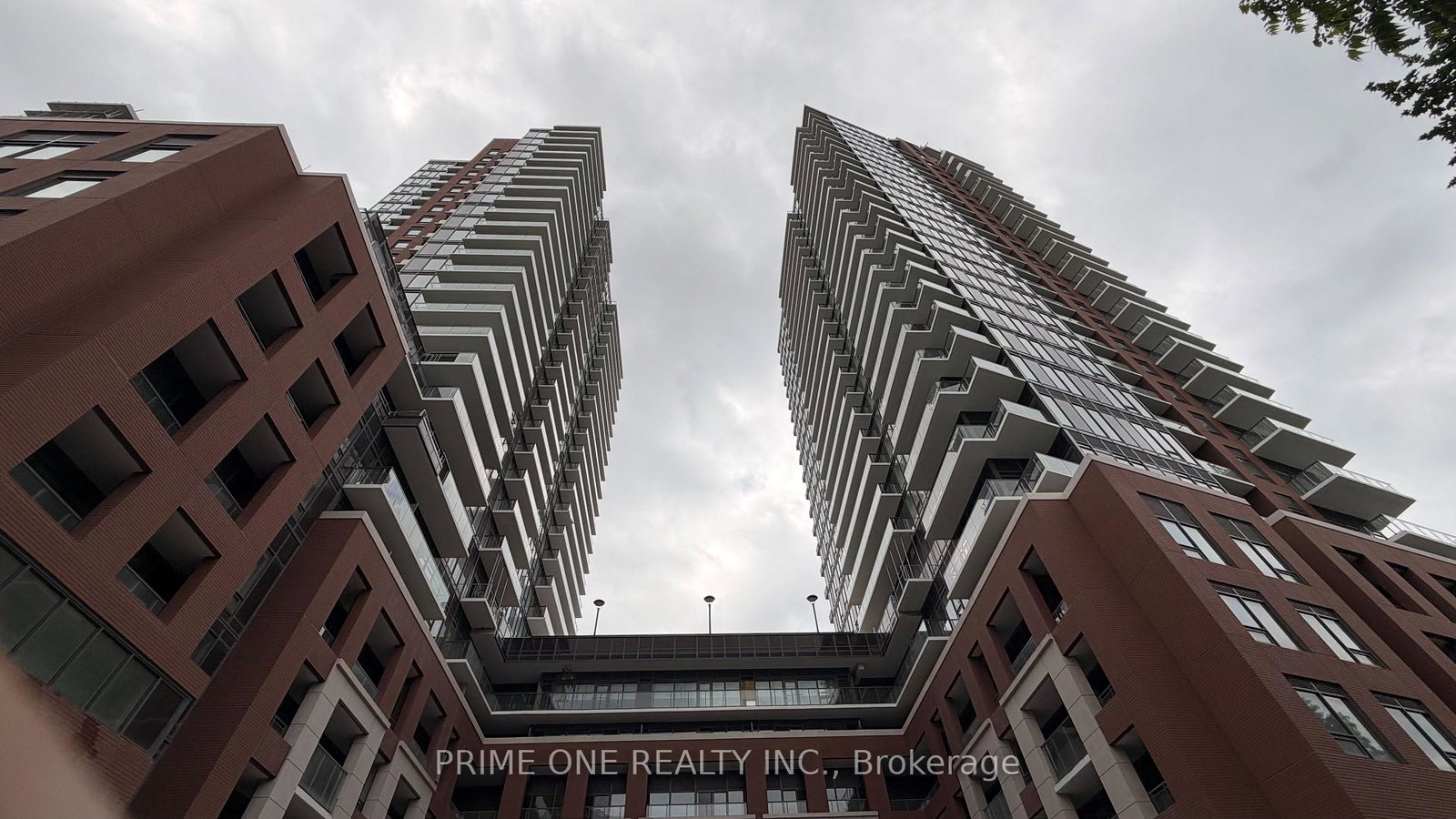 4010-eglinton-avenue-w-toronto-etobicoke-ontario-w13743938