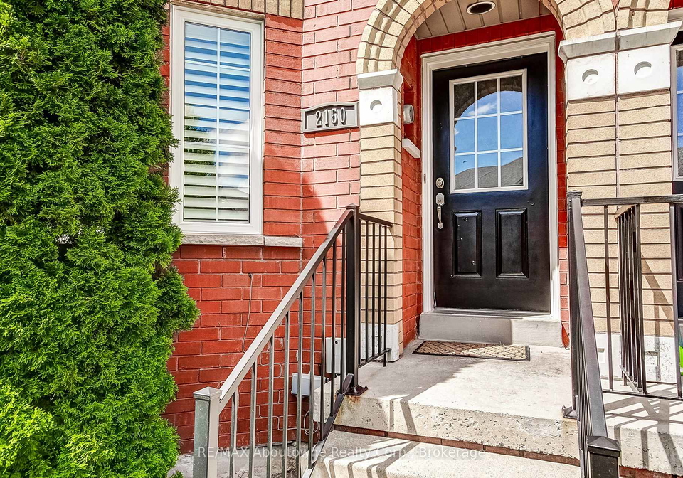 2150-forest-gate-park-oakville-ontario-w13744122