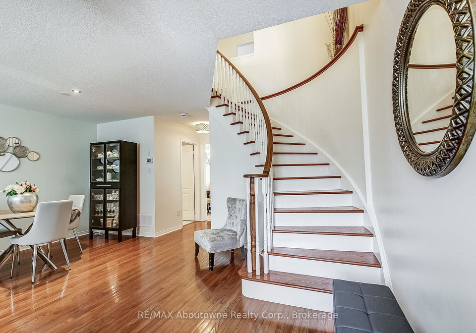 2150-forest-gate-park-oakville-ontario-w13744122