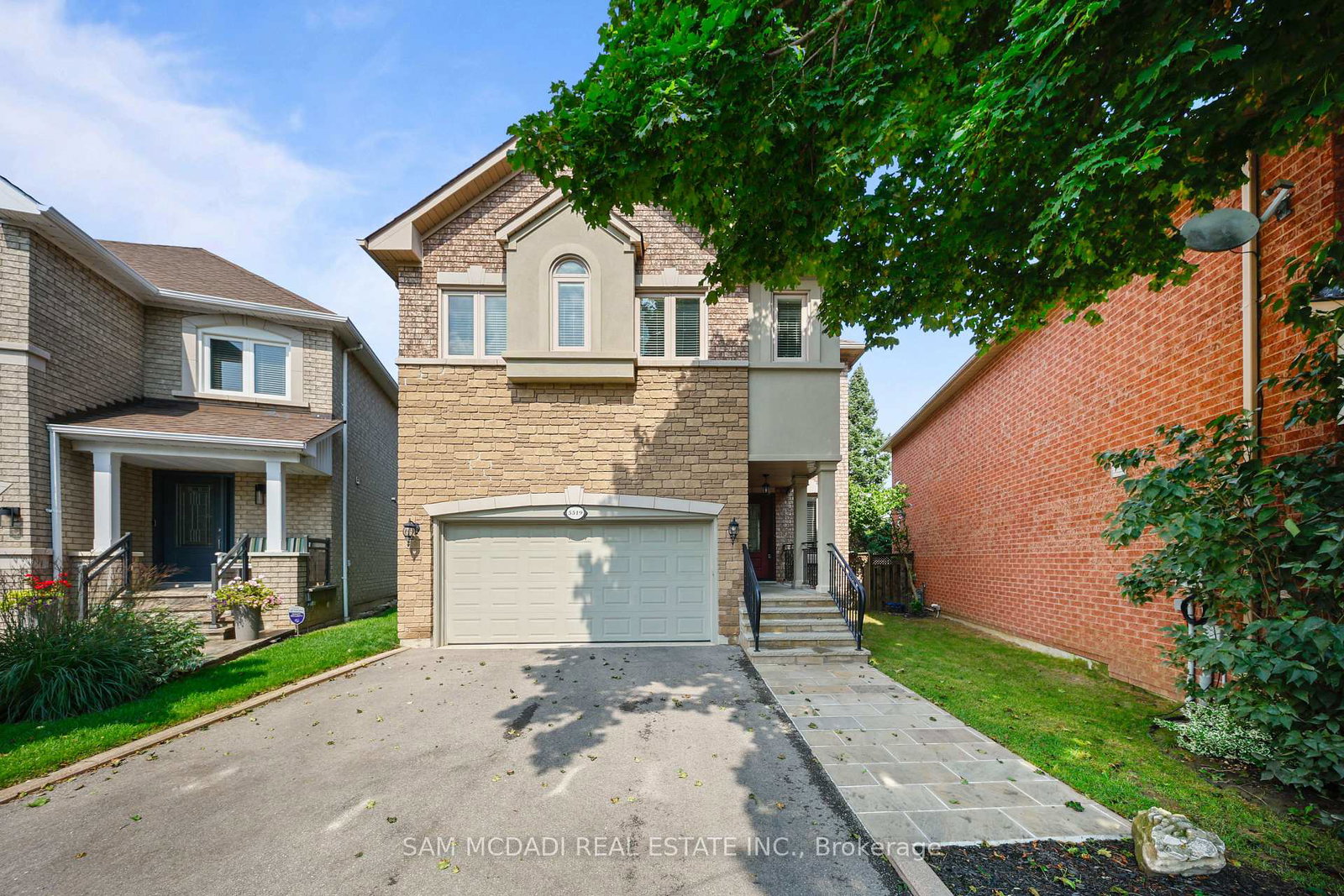 5519-windy-hill-court-mississauga-ontario-w13744168