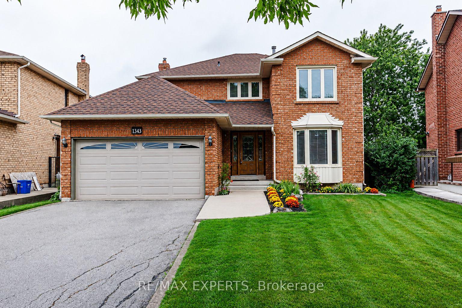1343-greenwood-crescent-oakville-ontario-w13744402