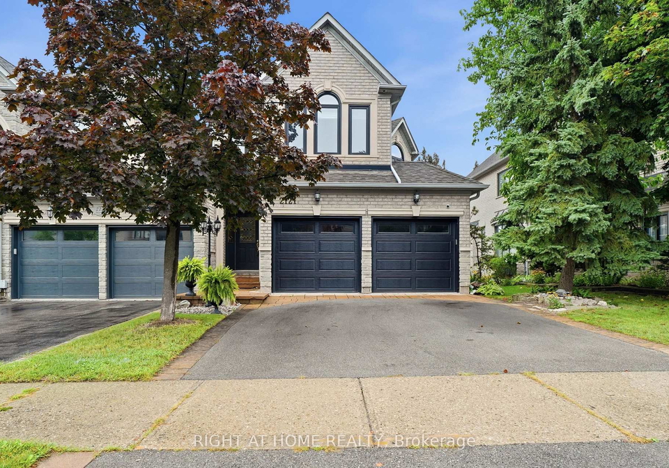 2121-pinevalley-crescent-oakville-ontario-w13745028