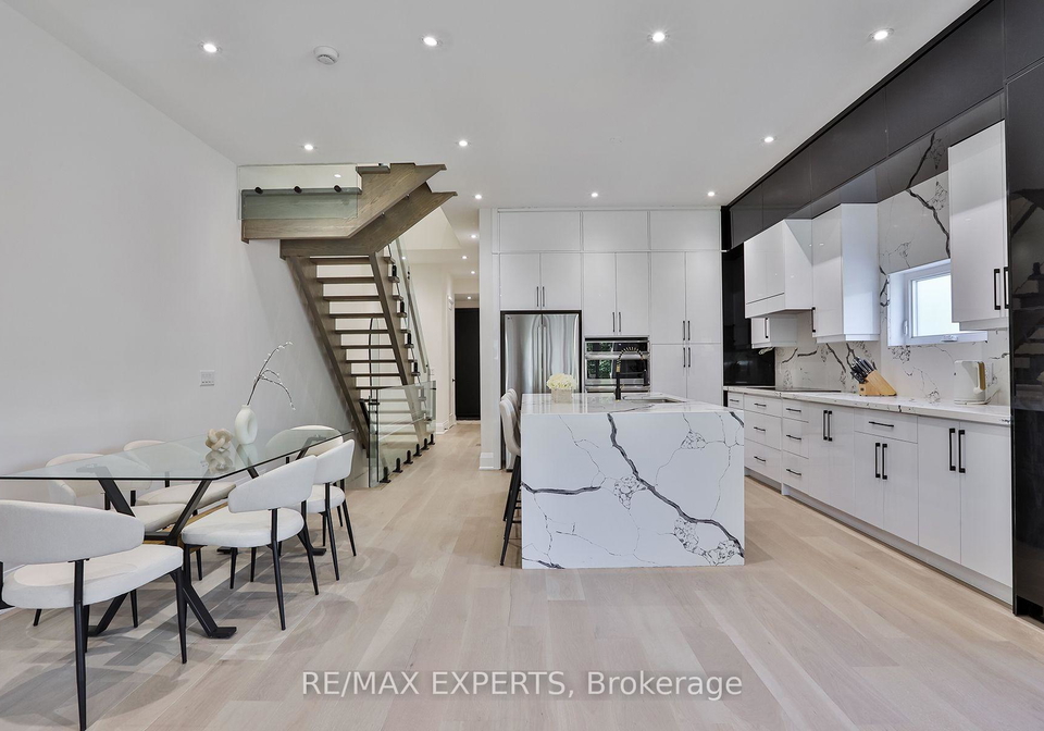 23b-maple-avenue-mississauga-ontario-w13745652