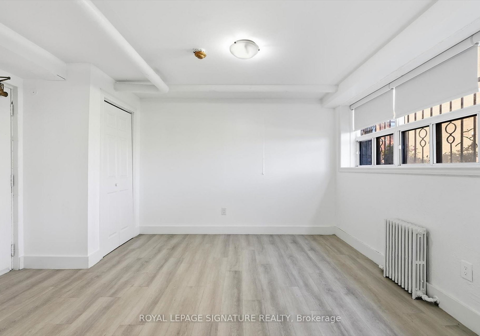 49-cuffley-crescent-s-toronto-york-ontario-w13745680