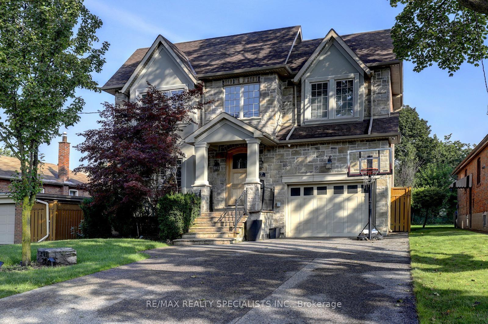 7-fairlin-drive-toronto-etobicoke-ontario-w13745918