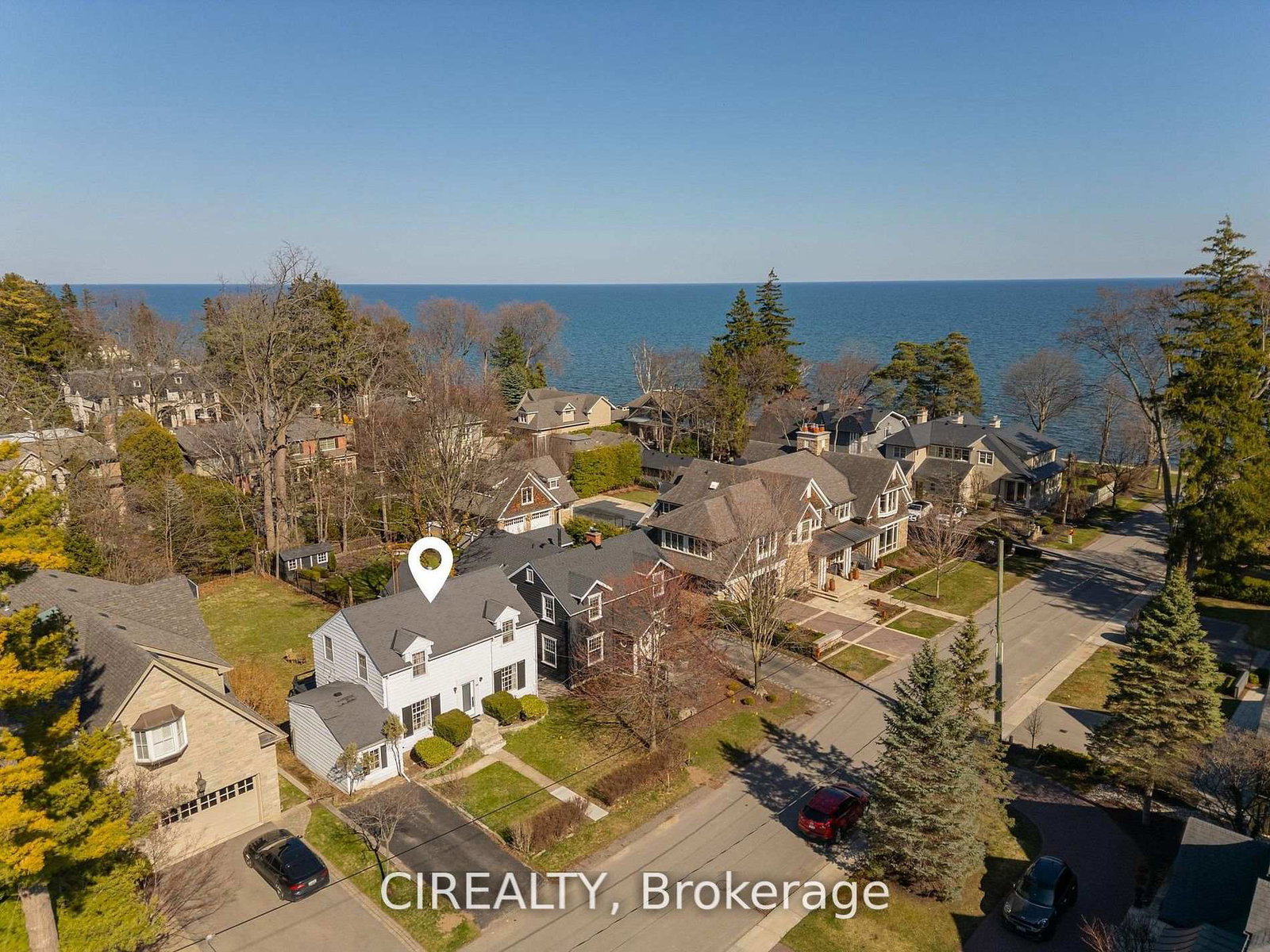 25-howard-avenue-oakville-ontario-w13745990