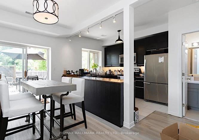 228-pacific-avenue-toronto-toronto-ontario-w13746066
